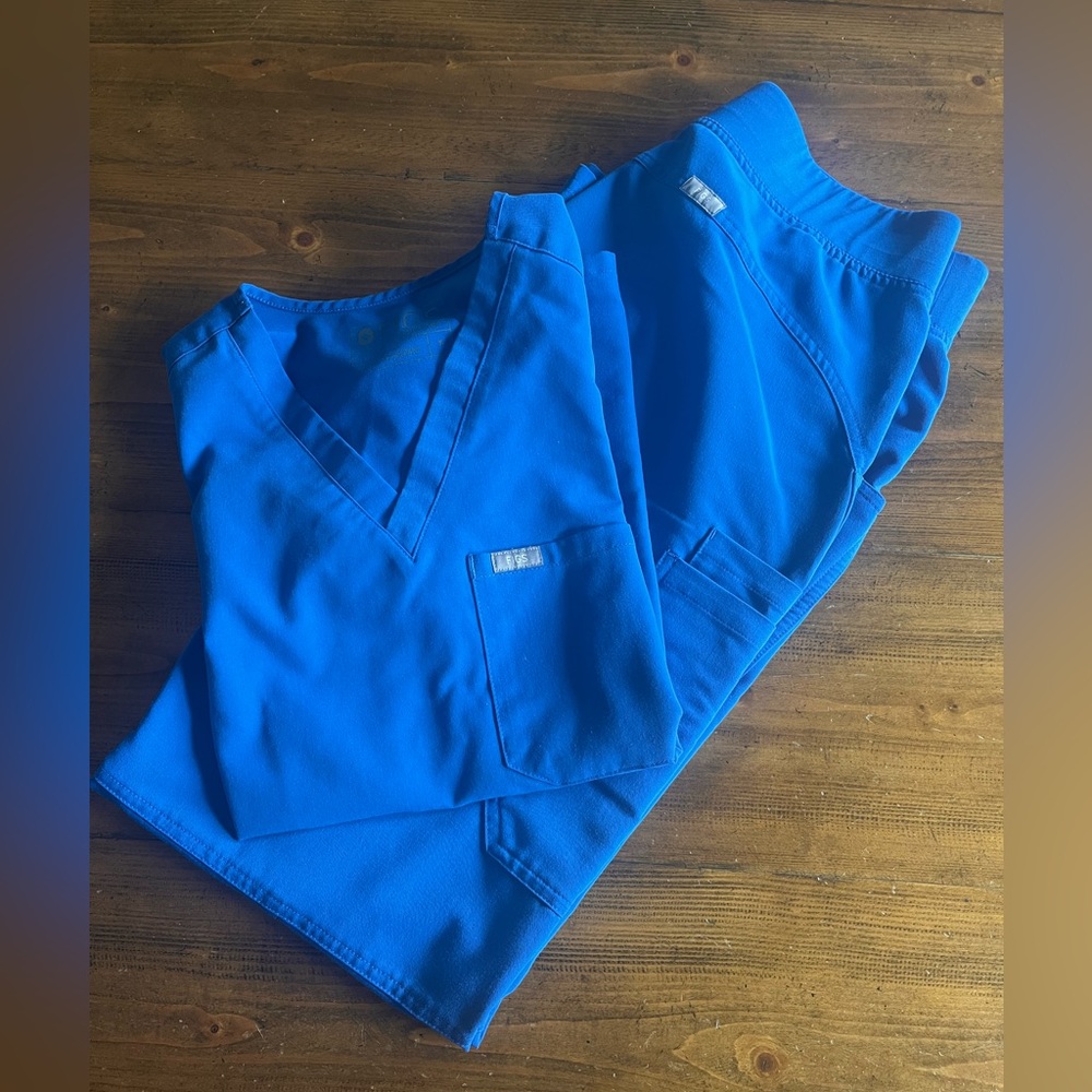 Figs Scrubs SET Catarina S and Kade M Tall  Royal Blue